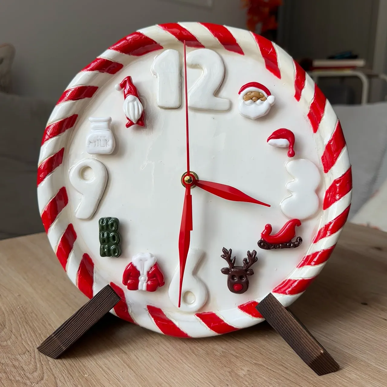clipnclay-horloge-sucre-orge-pere-noel