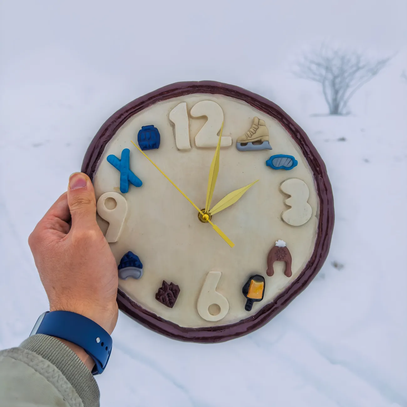 clipnclay-horloge-choco-doree-tout-schuss